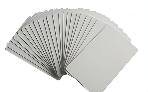 RFID超高頻PVC白卡型電子標(biāo)簽UT2867