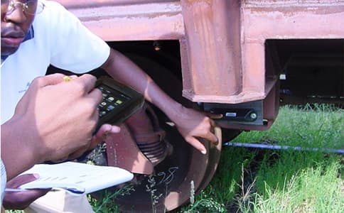 如何利用非接觸自動識別技術(shù)RFID標(biāo)簽進行固定資產(chǎn)管理