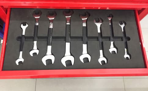 RFID工具管理標(biāo)簽定義核心功能與多元應(yīng)用場景