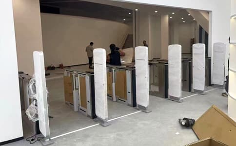 RFID門禁通道無障礙式簽到應(yīng)用