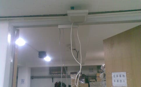 超高頻讀寫器行業(yè)應用及其工作原理